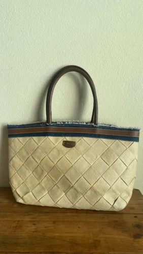 Bolsa Arezzo