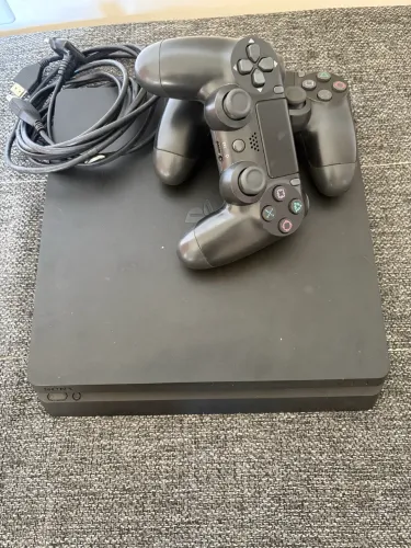 PlayStation 4