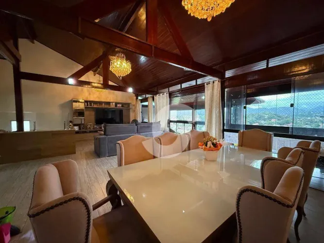 Casa com 4 dormitórios à venda, 450 m² por R$ 1.660.000,00 - Maravista - Niterói/RJ