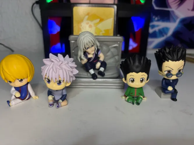 Hunter x Hunter mini figures + figure escritório