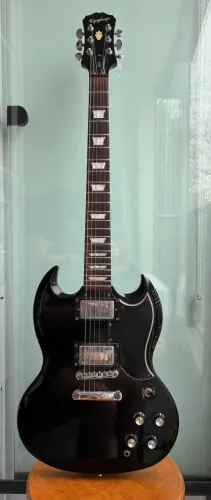 Guitarra Epiphone SG Standard Original - Usada - Humbucker