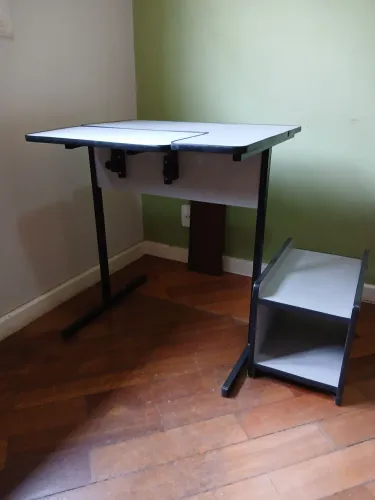 Mesa e base para desktop top