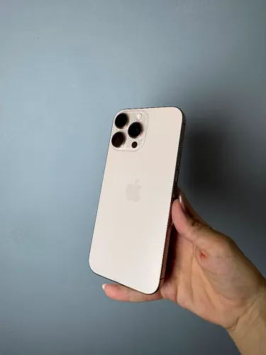 iPhone 16 Pro Max - Garantia Apple até 10/2026