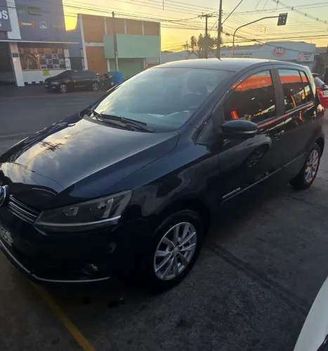 Volkswagen Fox Trendline 1.0 Flex 8V 5P 2015