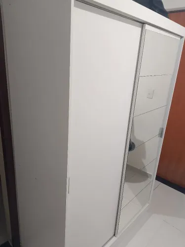Guarda roupa