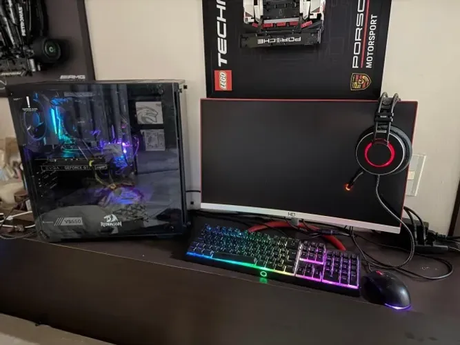 PC GAMER - Completo Ryzen 5 + GTX 1660 SUPER + Monitor 24 Curvo 144hz