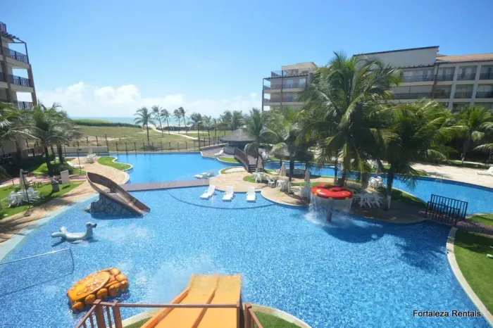 Beach Living - Apartamento com 2 quartos, próximo ao Beach Park (Acqua Park)