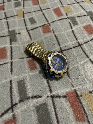Relógio Invicta Thunderbolt Dourado