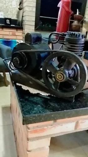 Compressor de ar Kohlbach em ótimo estado