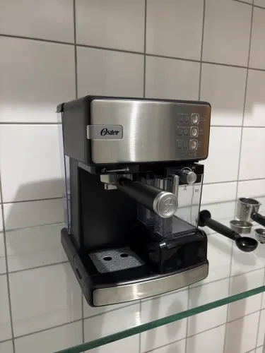 Cafeteira Oster Prima Latte