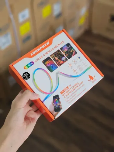 Cordão de fita LED* promoção por 100, 00 no dinheiro ou Pix