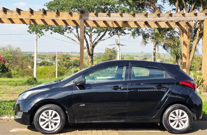 Hyundai HB20 Unique 1.0 Flex 12V Mec. 2019