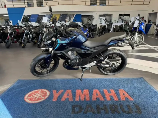 FZ15 CONNECTED PRONTA ENTREGA