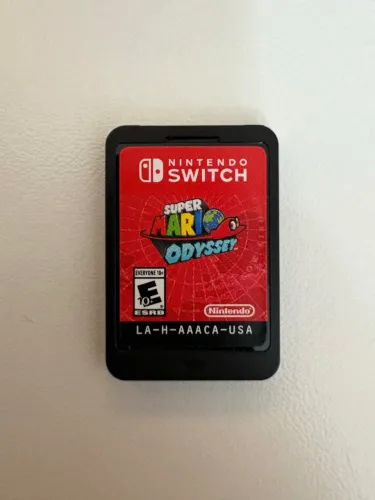 Super Mario Odyssey - Nintendo Switch (cartucho)