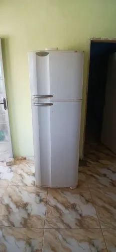 GELADEIRA FROST FREE ELECTROLUX 