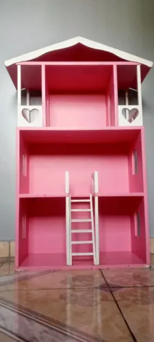 Casinha de boneca 
