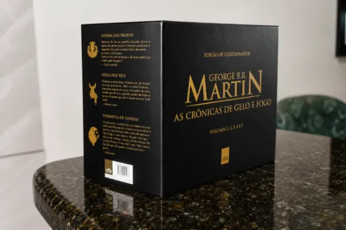 Coleção Completa As Crônicas de Gelo e Fogo (Livros 1 ao 5) - Game of Thrones