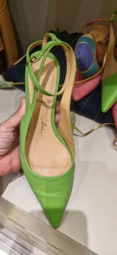 Scarpin usada