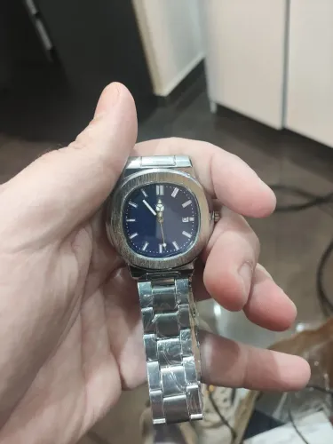 Relógio masculino NOVO