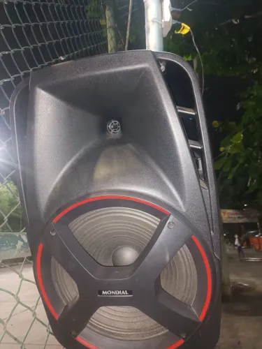 Caixa de som mundial 550w