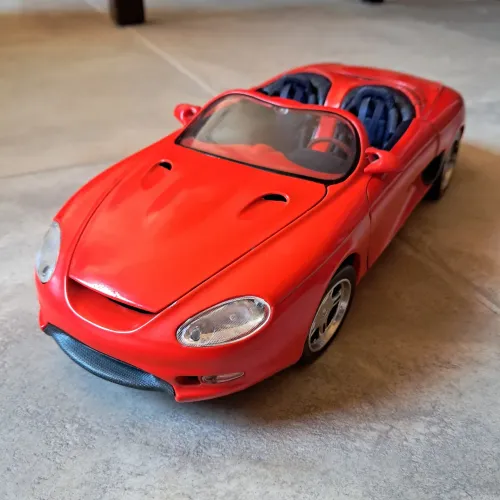 Miniatura Mustang Mach III Maisto 1:18 - excelente estado