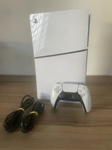 PlayStation 5 Slim Digital 1TB - Impecável