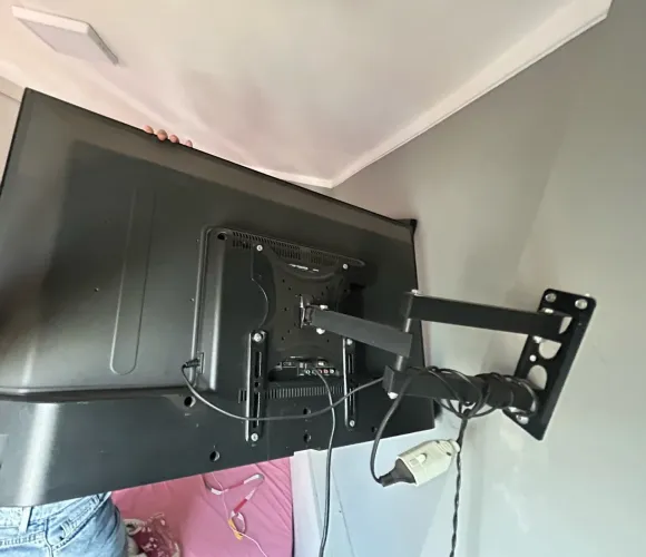TV SEMP TOSHIBA 40?