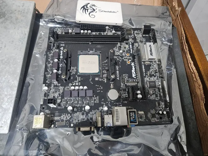Ryzen 5 4500 + A320M-HD + SSD 256GB