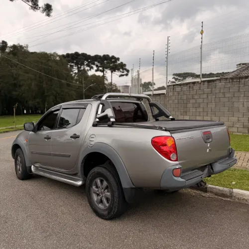 Mitsubishi L200 Triton Outdoor 2.4 Flex 16V CD Mec. 2017