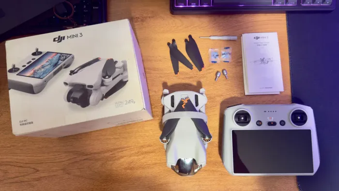DJI MINI 3 + CONTROLE RC