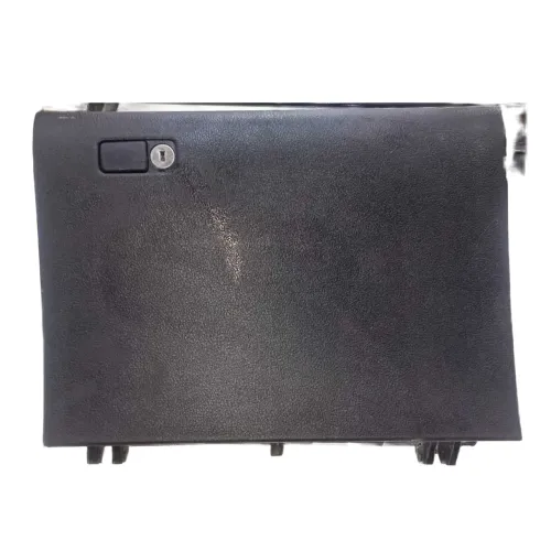 PORTA LUVAS HILUX 2.8 2024 SR
