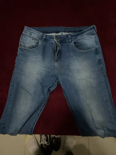 Vendo calça jeans em ótimo estado!