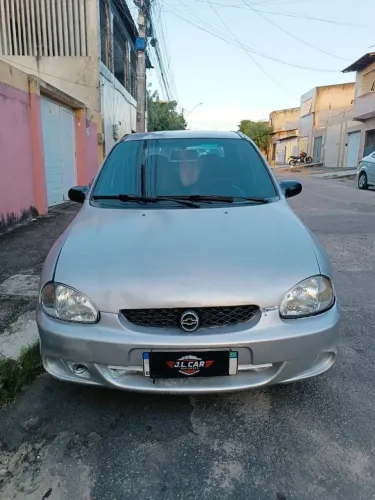 Chevrolet Corsa Sedan 1.0 MPFI 8V 71cv 4P 2004