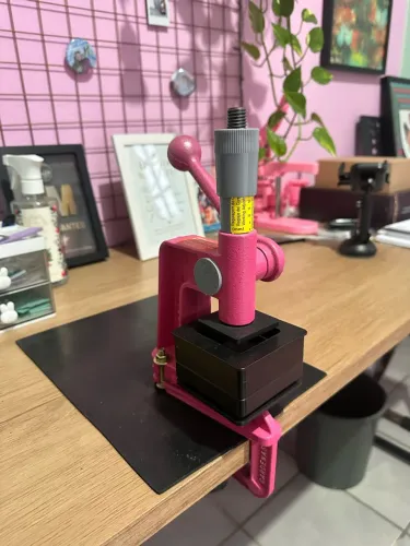 Máquina de fazer ímã de geladeira quadrada