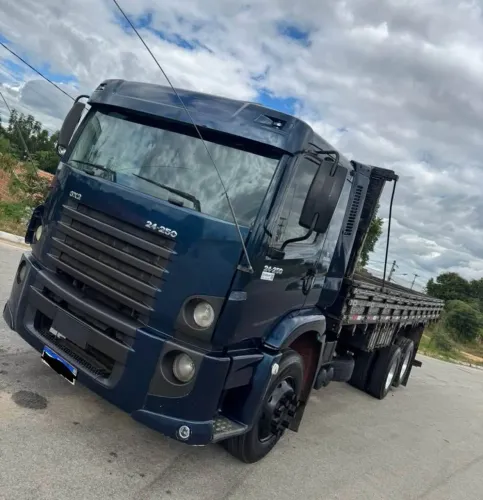 Caminhão 24.250 ( entrada partir $22 mil )
