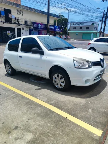 Renault Clio Authentique 1.0/1.0 Hi-power 16V 3P 2014