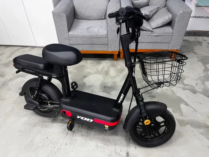  Scooter elétrica Y200