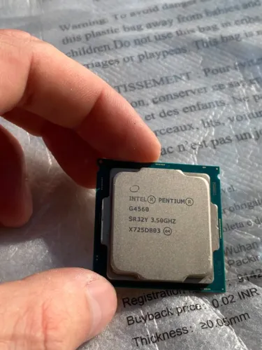 Processador Intel Pentium G4560 3.5GHz LGA 1151 + Cooler Box