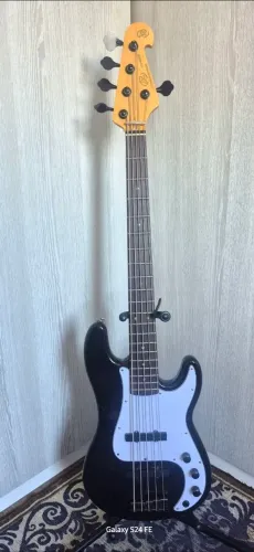 Contrabaixo Precision SX 5 Cordas
