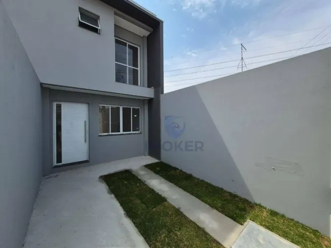 Sobrado no bairro Calmon Viana, Poá/SP; 3 quartos sendo 1 suite; garagem; lavabo; área gou