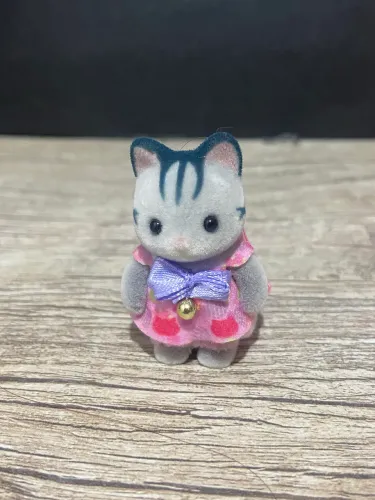 Sylvanian Families Gatinha Listrada APENAS POR CORREIOS