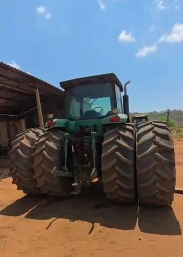 Trator Agrícola 