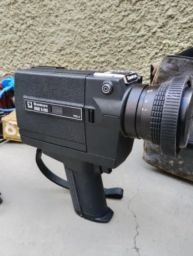 Sankyo Sound XL-600S (Filmadora Super 8 vintage)
