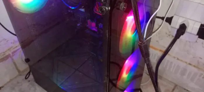 PC bom, sem placa do vídeo, processador de última geração, placa mãe asus