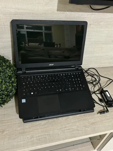 Notebook Acer i3 6 geração