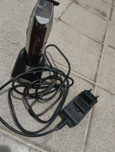 Máquina de cortar cabelo Wahl detailer sem fio