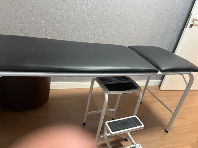 MACA COM CABECEIRA RECLINÁVEL 