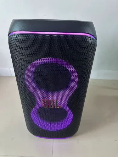 Vendo jBL Partybox Aceito cartão Até 12x