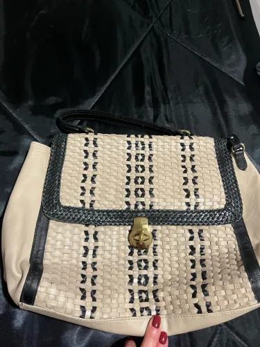 Bolsa Arezzo