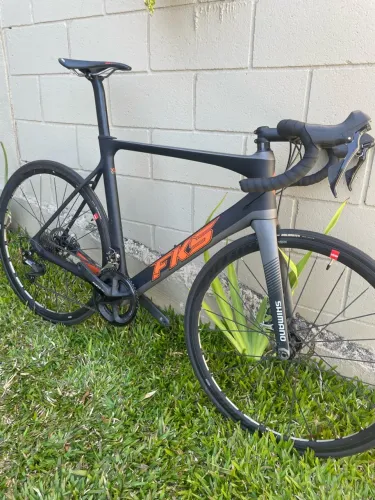 Bicicleta FKS Carbon disc 56